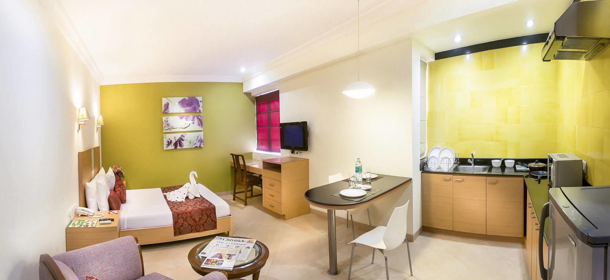 The Lotus Hotel, Burkit Road *