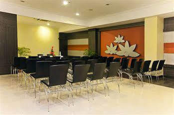 The Lotus Hotel, Burkit Road *